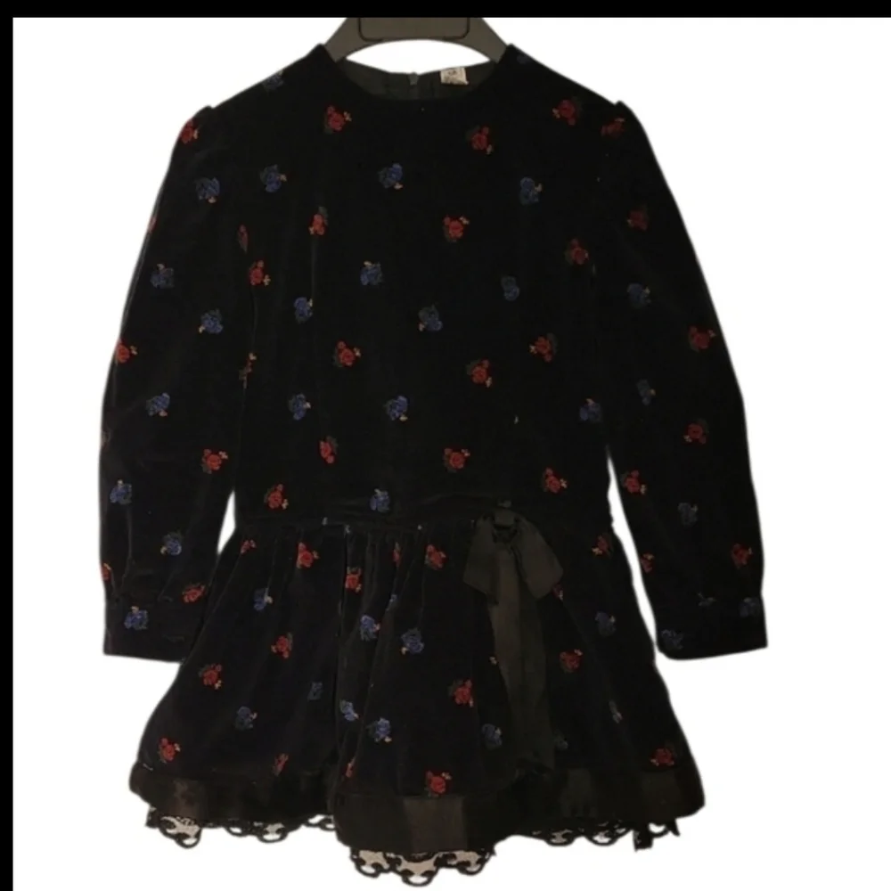Holiday Black Velvet Velour Floral Lace Trim Kids Dress Long Puffy Sleeves Italy
